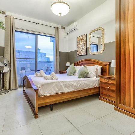A Comfortable Apartment In The Heart Of Paceville Bt 360 Estates Saint Julian's Exterior photo