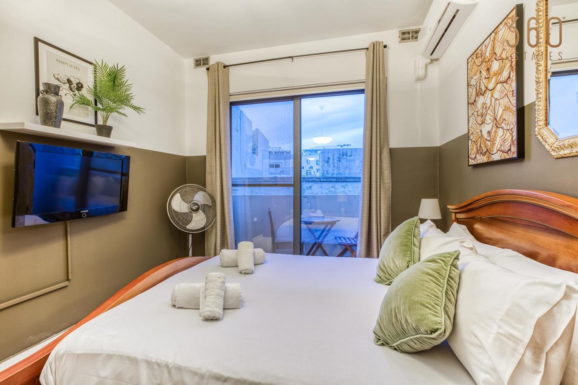 A Comfortable Apartment In The Heart Of Paceville Bt 360 Estates Saint Julian's Exterior photo
